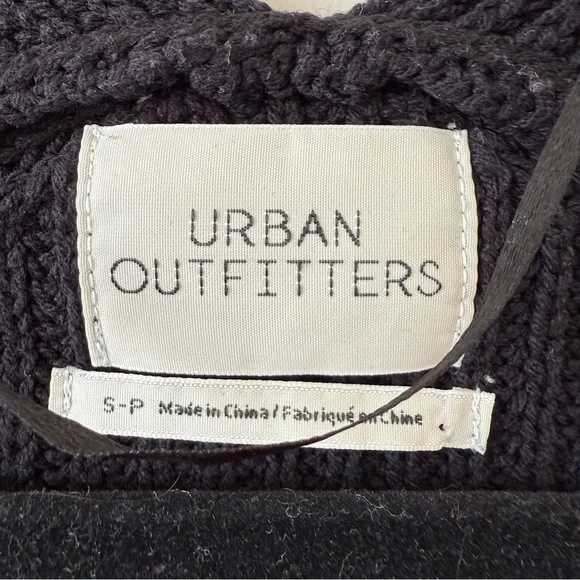 Urban Outfitters “Victoria ” Black Knit Pullover (Size:Small) - Picture 8 of 9